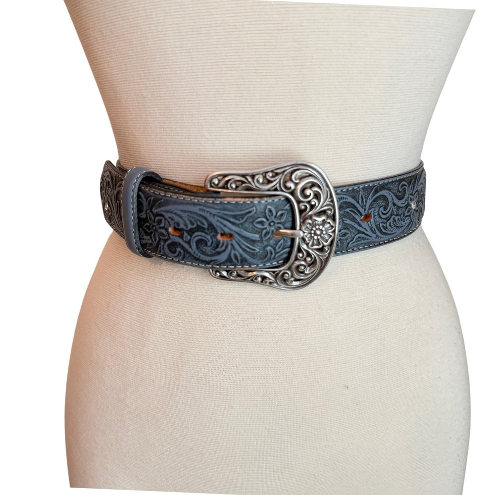 Justin Boots Western Floral Embossed Leather Belt Size 32 Blue Rhinestone